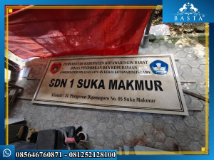Papan Nama Sekolah Marmer Identitas Lembaga yang Kokoh dan Berkelas