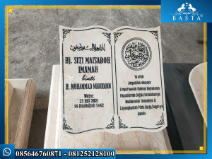 Contoh Nisan dari Makam Batu Alam