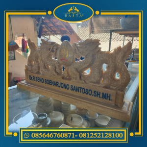 Contoh Papan Nama Meja
