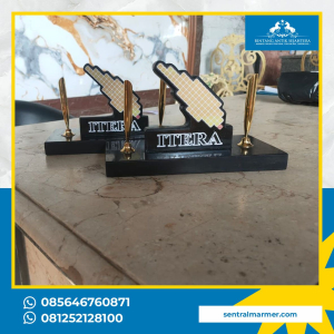 Contoh Produk Tempat Pulpen Desain Menarik