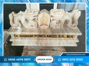 Detail Papan Nama Onix Unik